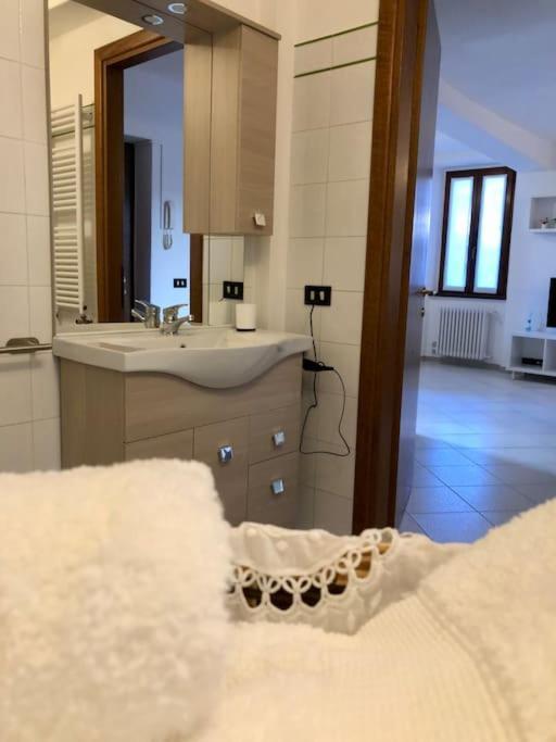 Casa Del Borghetto Leilighet Intra Eksteriør bilde